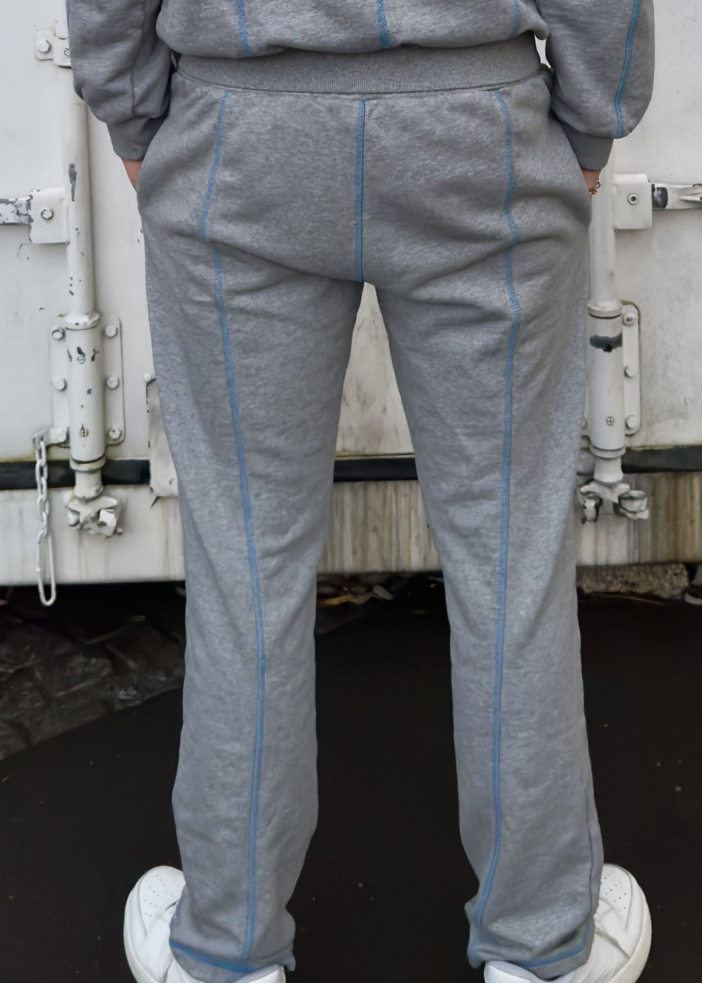 STITCH LINE JOGGER