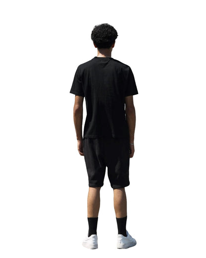 BLACK EVERYDAY TEE